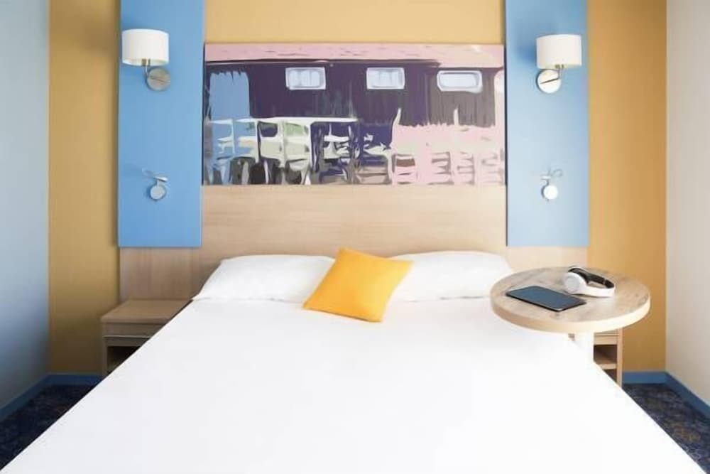 Standard Room, 1 Double Bed - Photo 3
