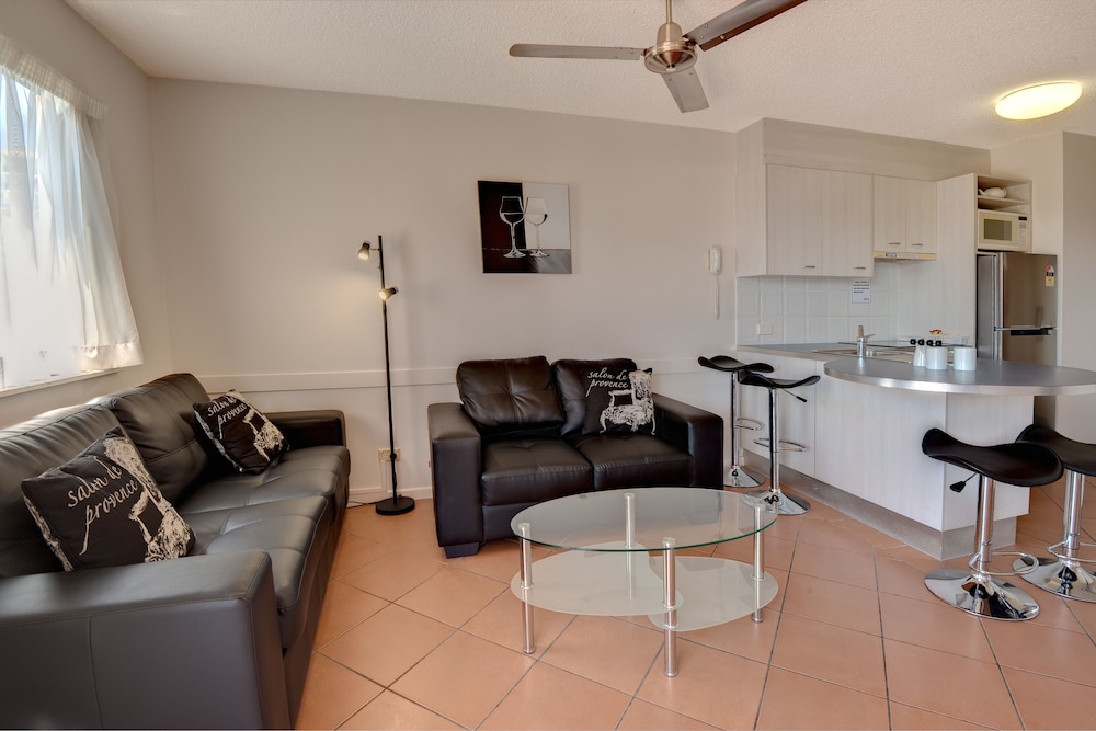 2 Bedrooms Apartment - Photo 1