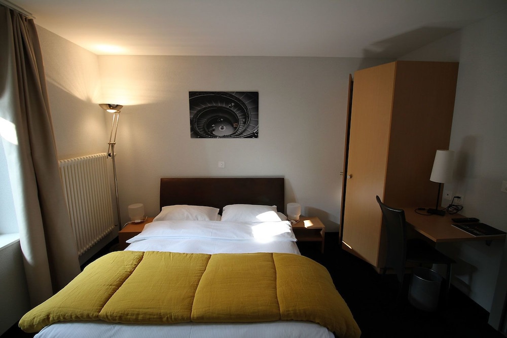 Standard Double Room, 1 Queen Bed photo 1
