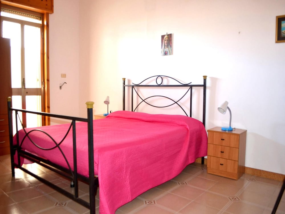 House, 1 Bedroom, Smoking