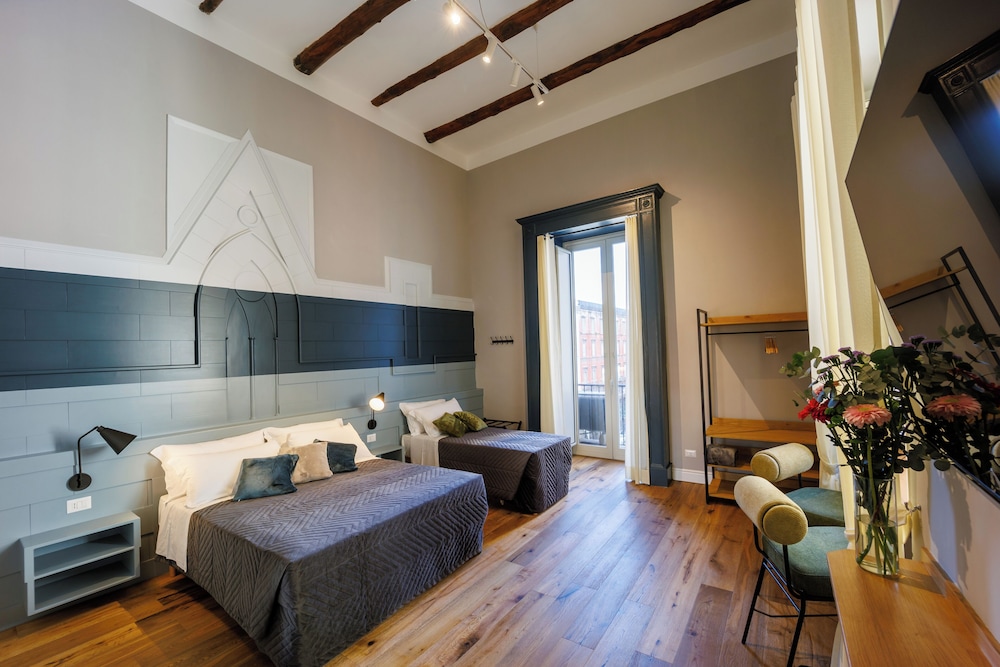 Deluxe Apartment, City View