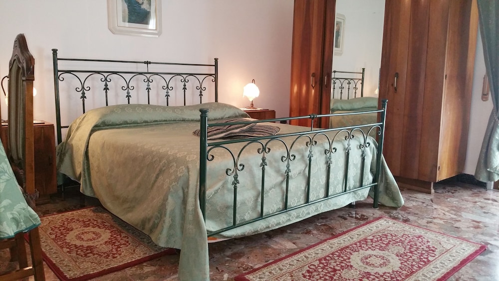 Double Room, Balcony, Garden View