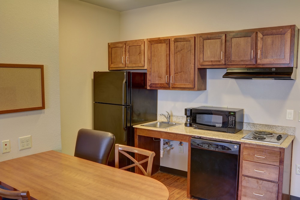 Suite, 1 Bedroom - Photo 5