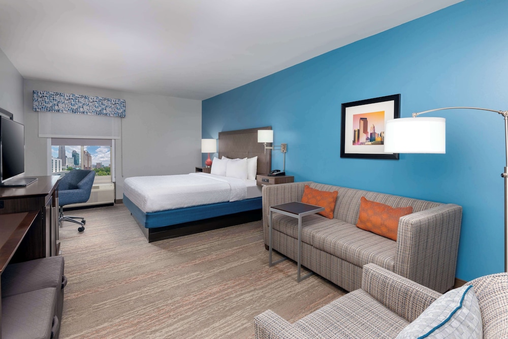 King Boardroom Suite - Photo 4
