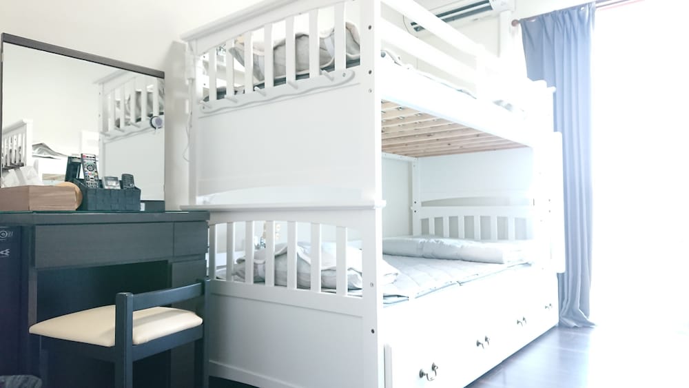 Basic Condo, Multiple Beds, Non Smoking, Kitchenette photo 2