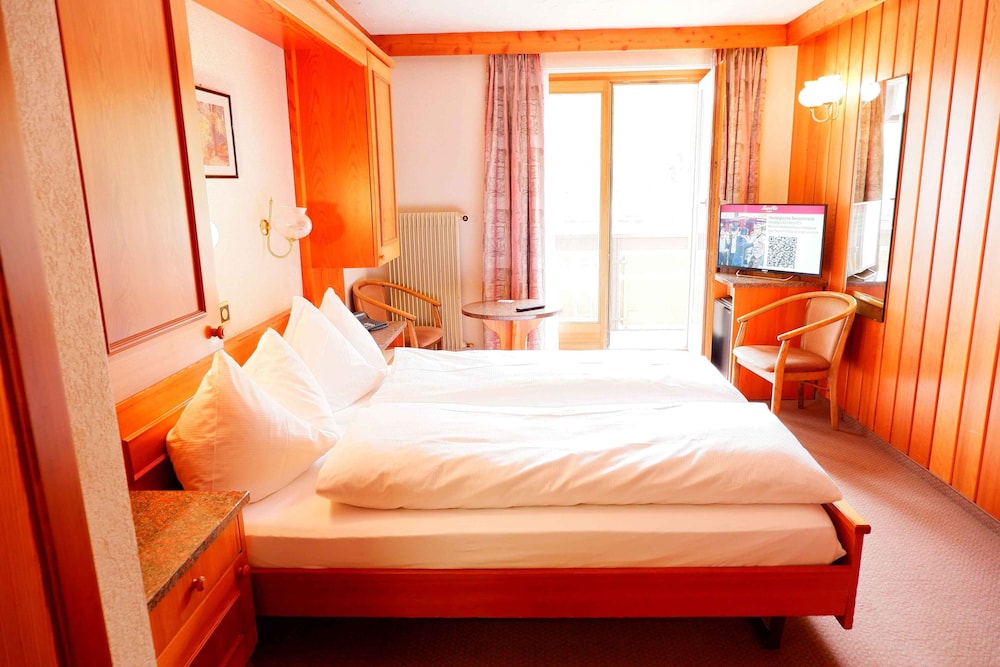 Economy Double Room, Mountain View