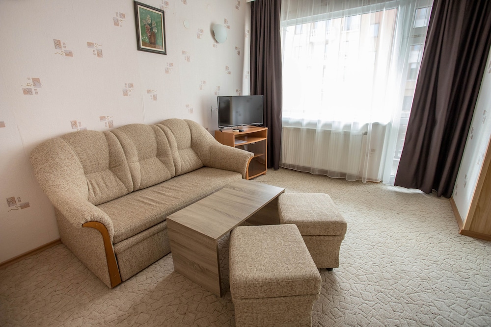 Family Studio Suite photo 3