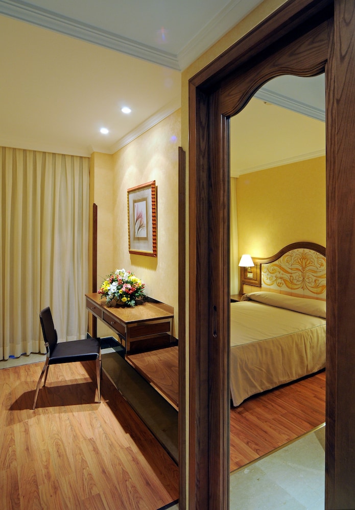 Standard Double Room Single Use, Non Smoking photo 2