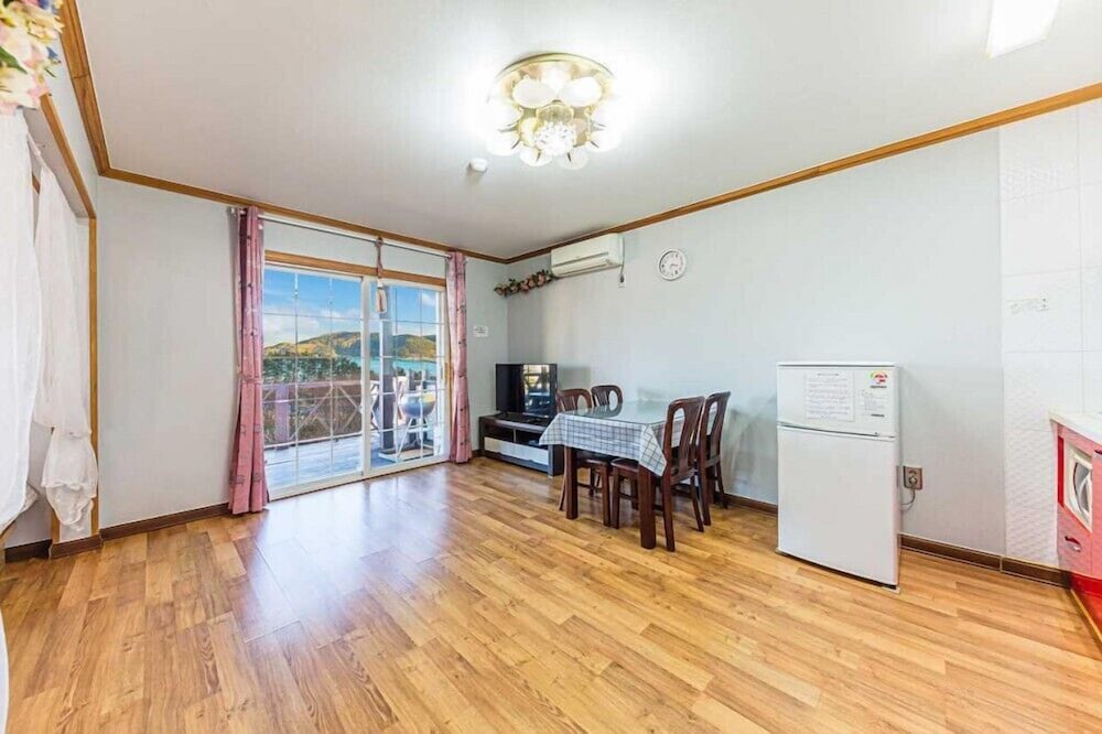 Room (Salgoo) - Photo 7