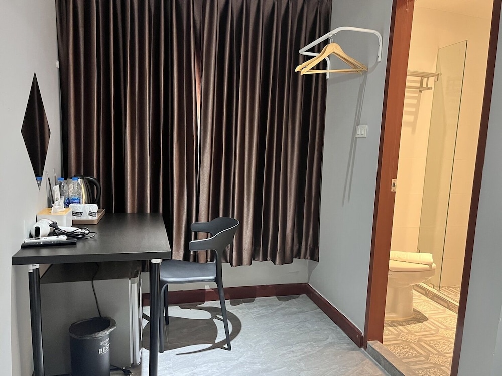 Basic Double Room photo 2