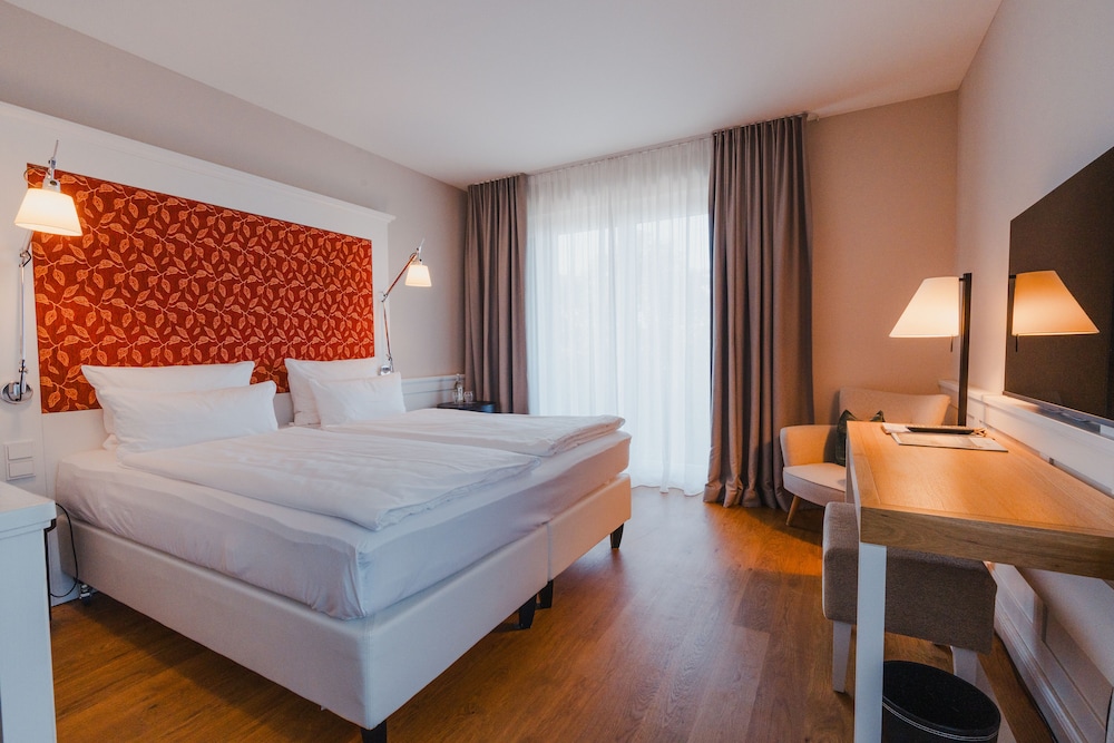 Classic Room (Panoramic View)
