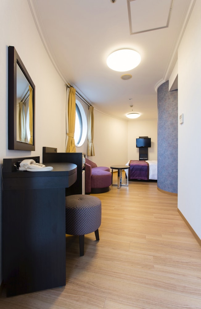 Twin Room, Smoking, Corner - Photo 4