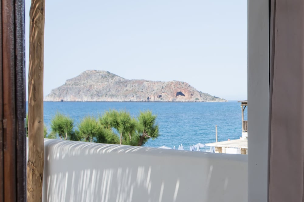 Apartment, 2 Bedrooms, Terrace, Sea View photo 3