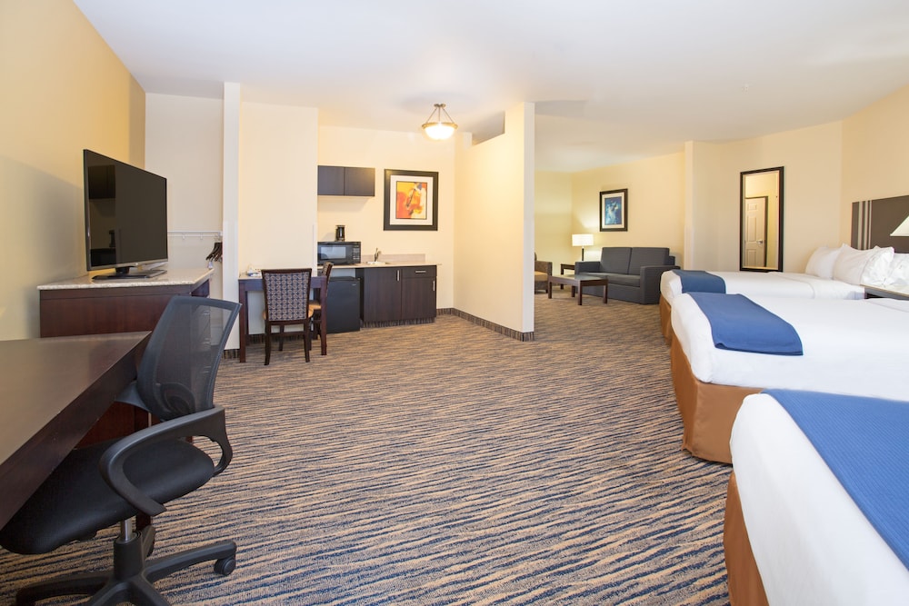 Suite, 2 Bedrooms photo 3