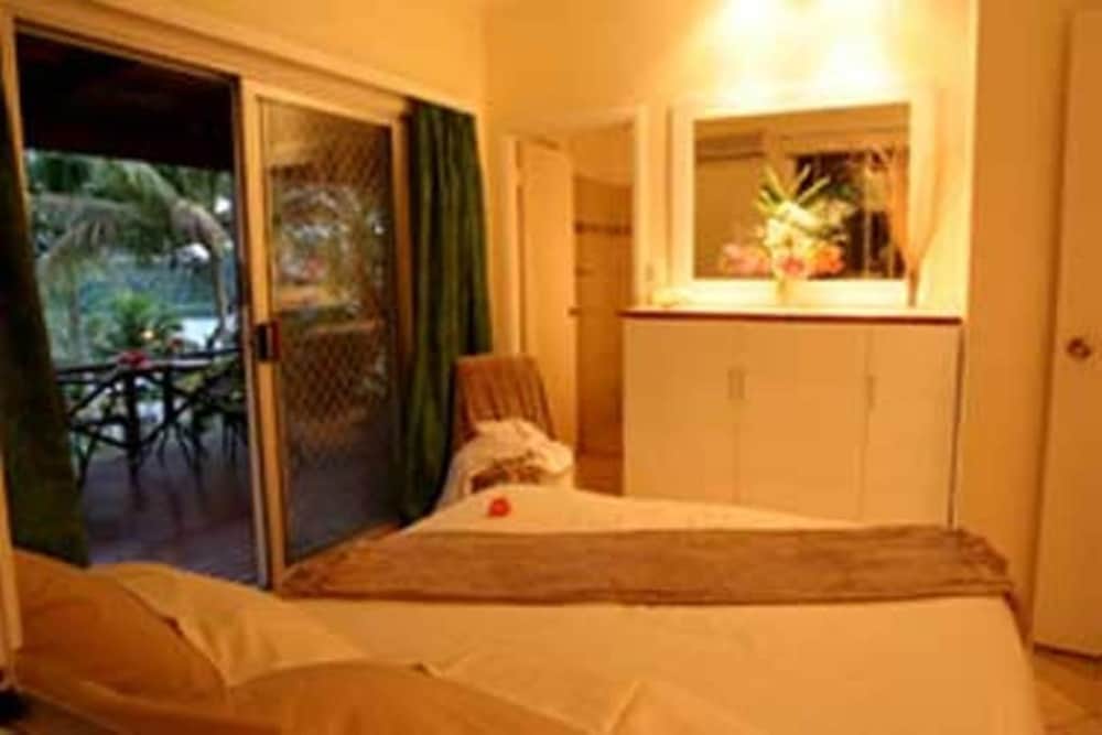 Garden Cottage photo 1