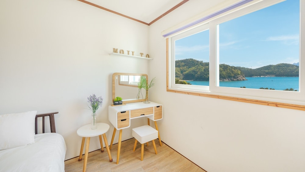 Basic Room, 1 Bedroom ([Oceanview]2) photo 2