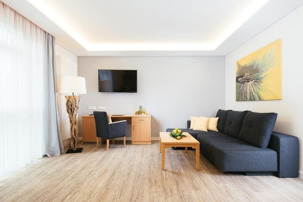 Junior Apartment, Balcony, Park View