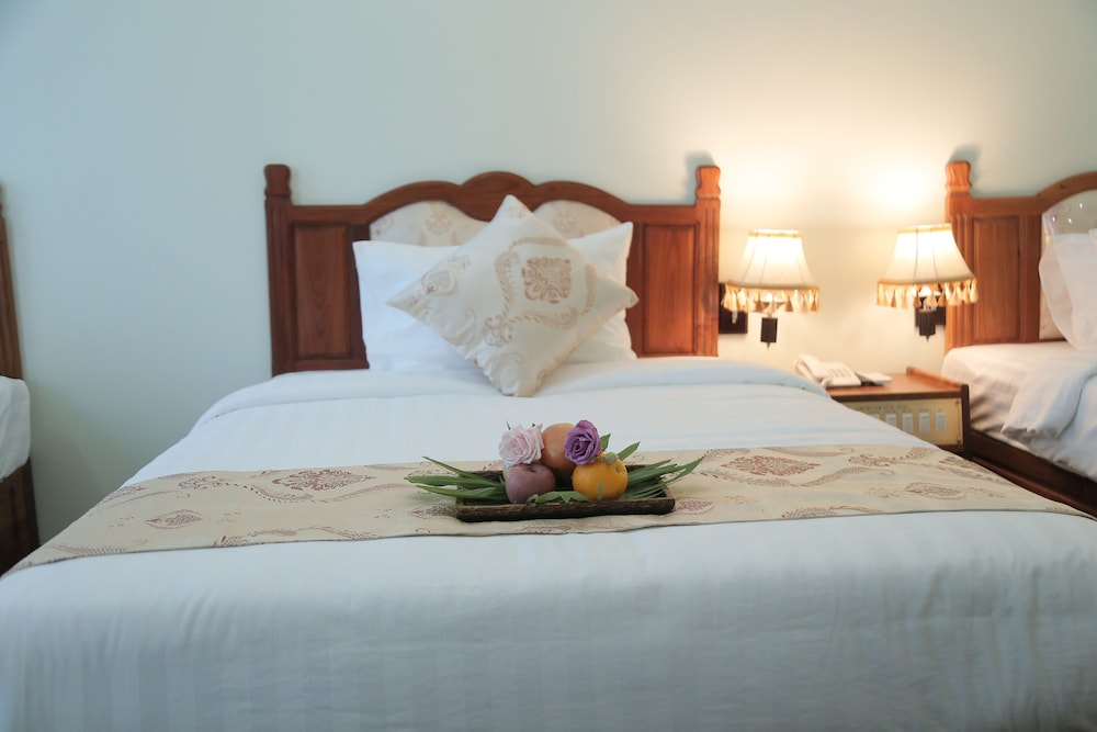 Standard Twin Room - Photo 1