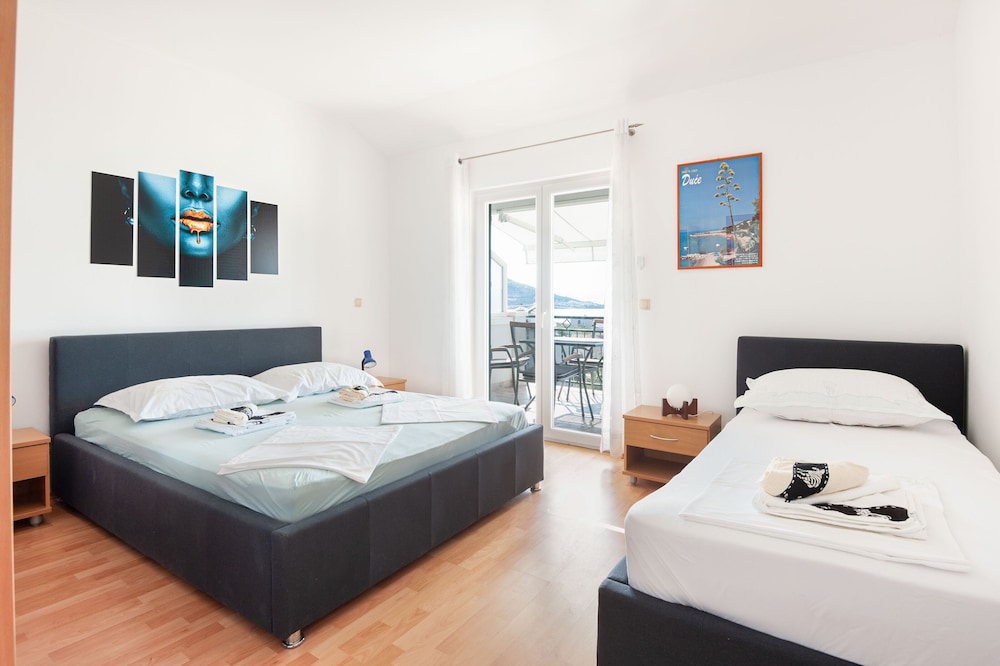Apartment (A2) photo 1