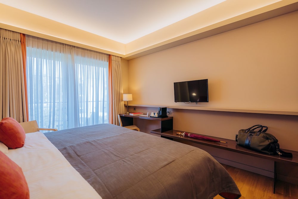 Superior Double or Twin Room (Acropolis View) photo 3