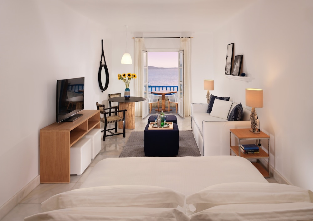 Suite, Sea View (Open Plan) photo 2