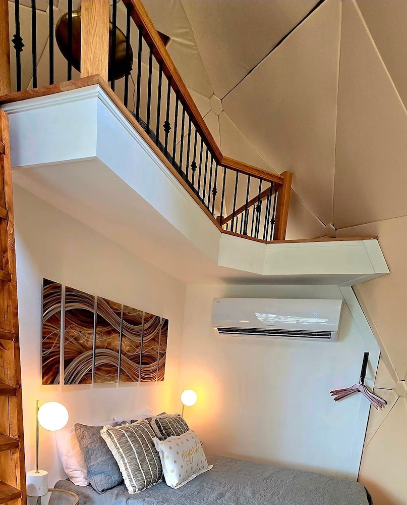 Luxury dome, lake view photo 1