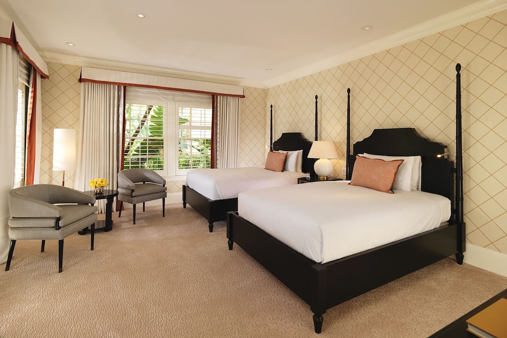 Bungalow Double Room thumbnail 6