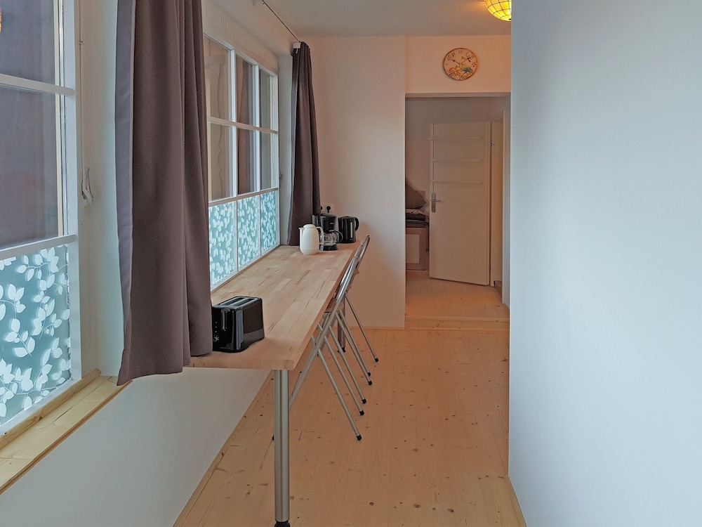 Apartment photo 2