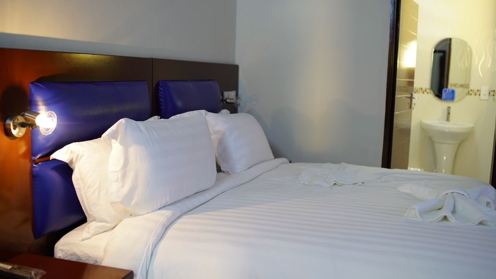 Superior Double or Twin Room photo 2