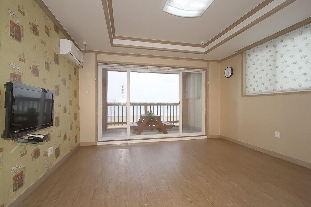 Room (Hatmit) photo 1