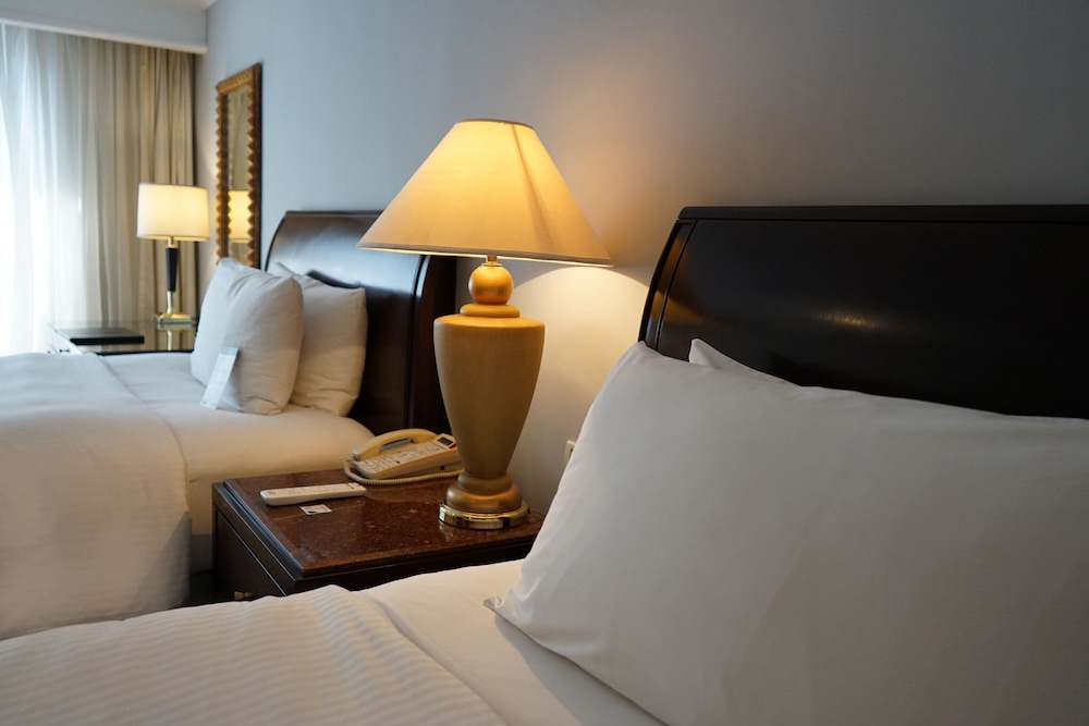 Room, 2 Double Beds, City View - Photo 3