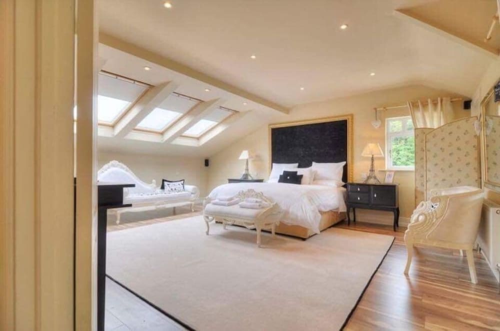 Superior Double Room, 1 King Bed photo 3