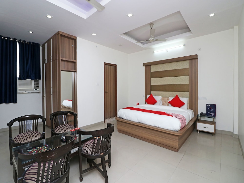 Deluxe Double Or Twin Room, 1 King Bed photo 3