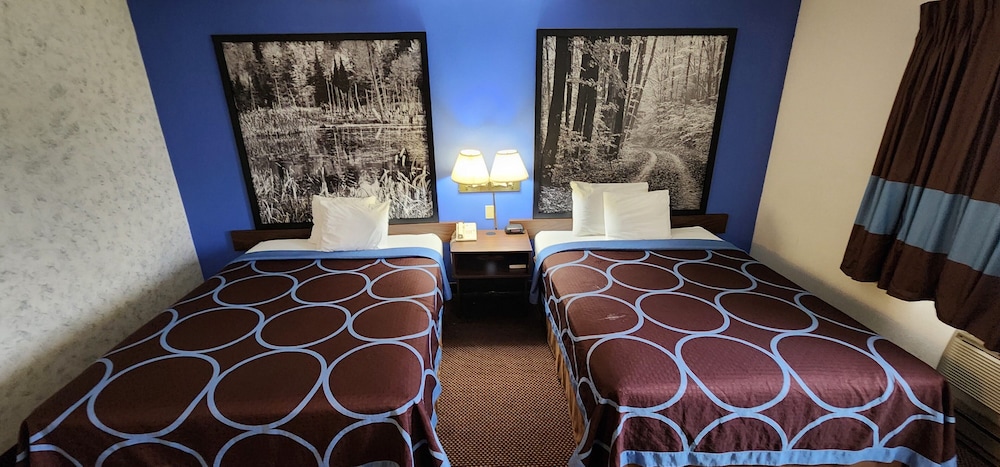 Room, 2 Queen Beds, Non Smoking - Photo 1