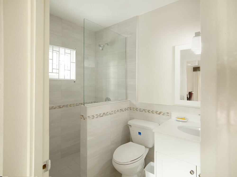 Single Room, Accessible, Private Bathroom photo 2