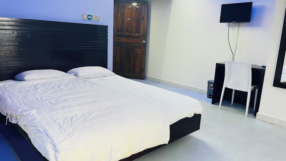 Deluxe Double Room, 1 Queen Bed photo 1