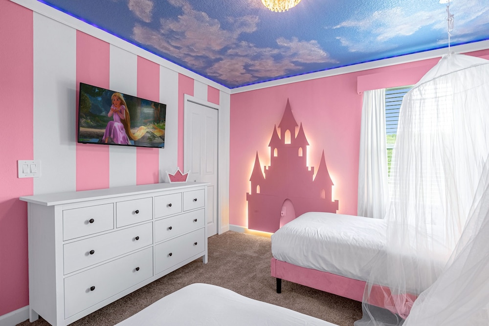 Upstay - Lakeview Mansion w Pool Spa and Cinema, Kuva 38