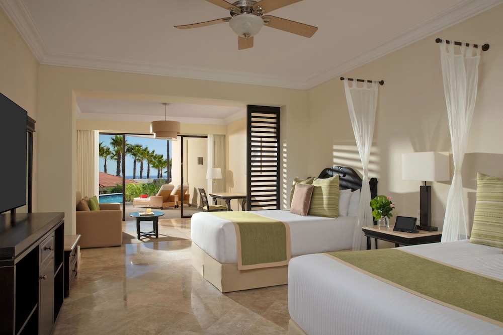 Junior Suite, Sea View, Oceanfront - Photo 4