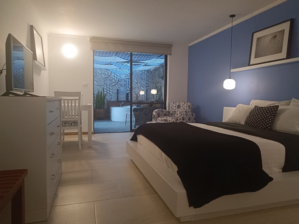 Premium Studio Suite photo 3