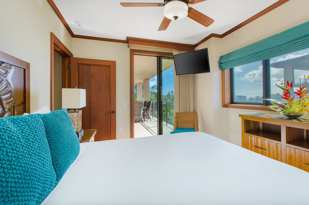 Villa, 3 Bedrooms, Accessible Bathtub, Kitchen (Mobility/HearingAccessible, Island Vi)