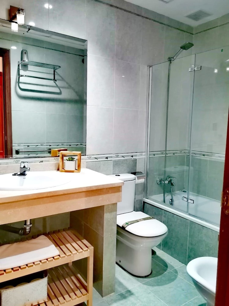 Standard Apartment - Photo 6
