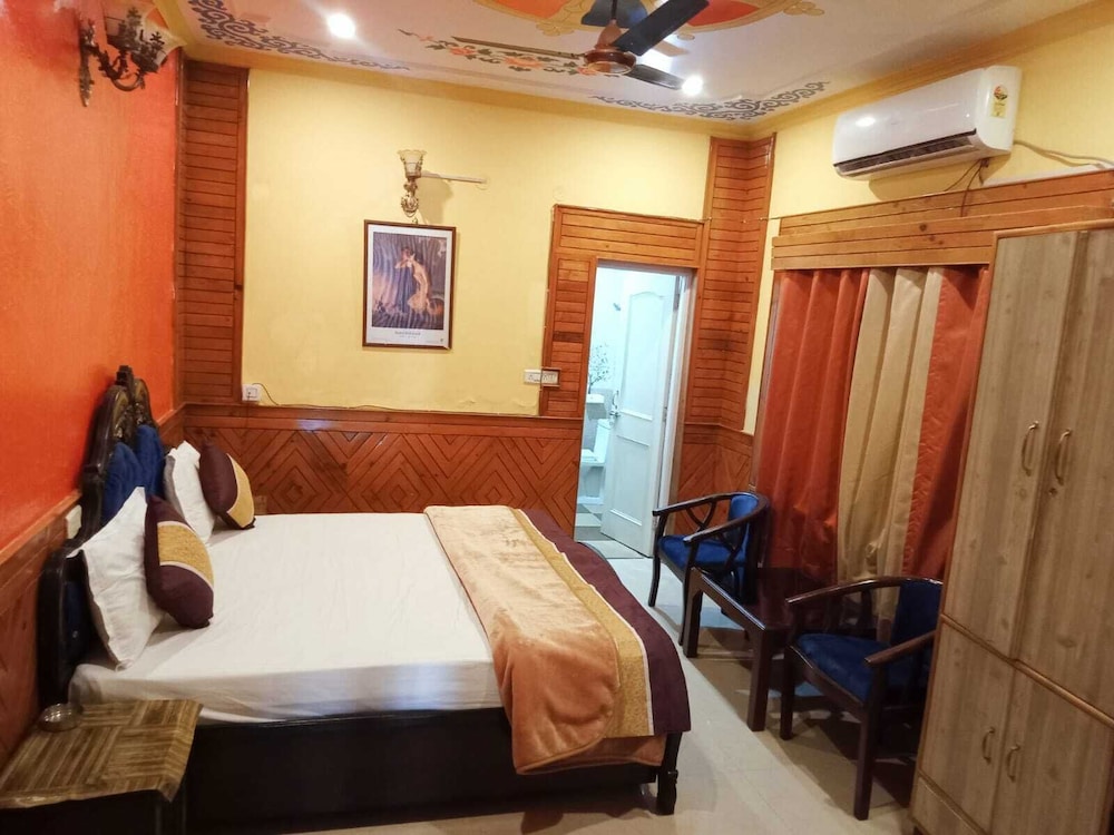 Premium Room - Photo 12