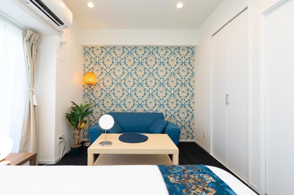 Apartment photo 1