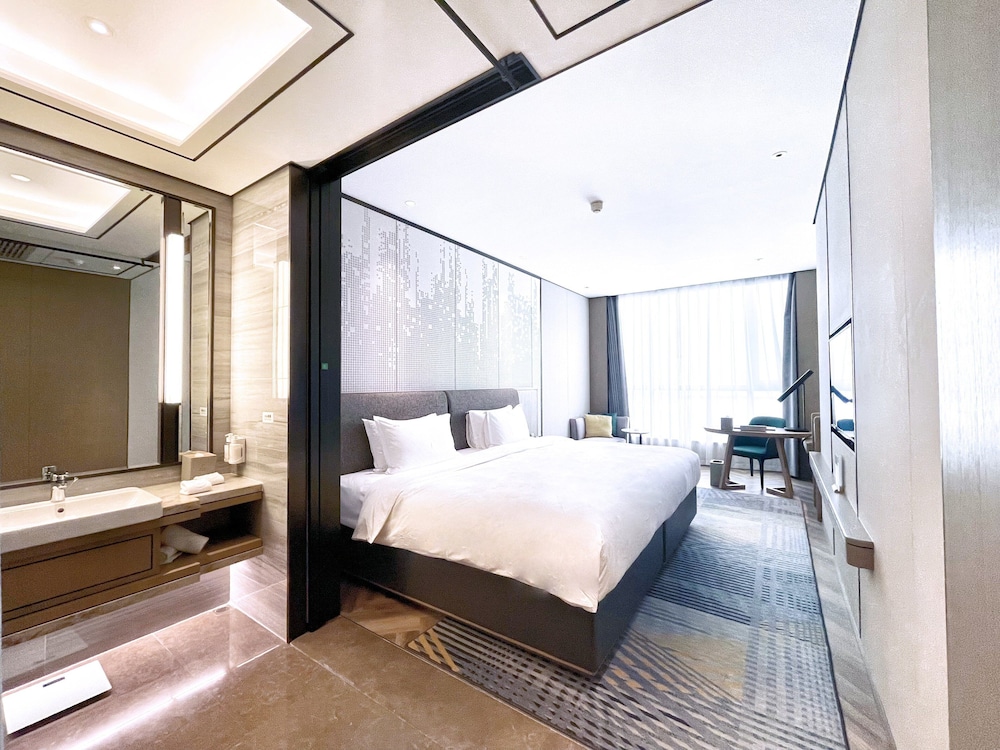 Premium Room, 1 Twin Bed (Hollywood) - Photo 3