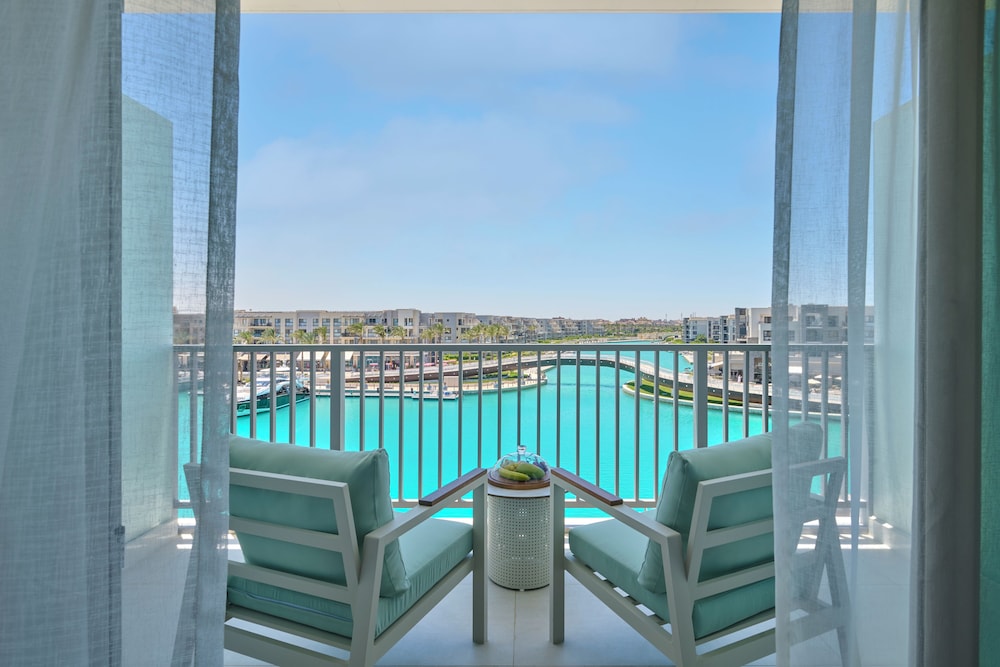 Premier Room Marina View photo 2