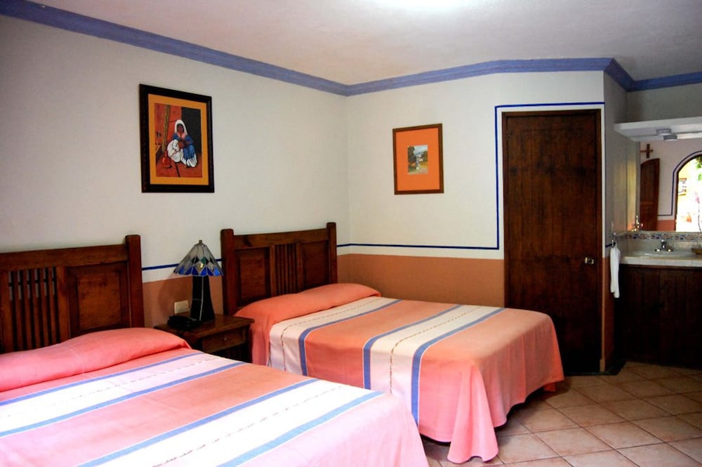 Standard Double Room, 2 Double Beds, Non Smoking photo 3