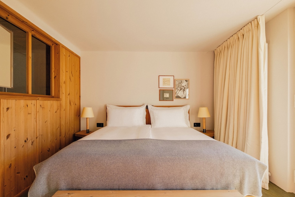 Superior Room (Jungfrau) - Photo 1