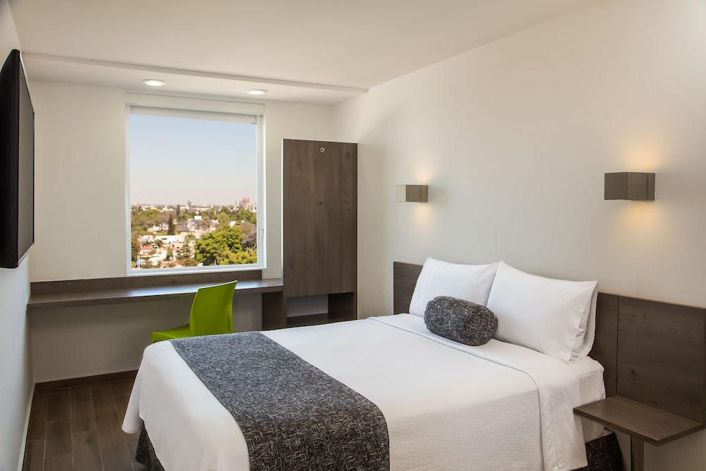 Superior Room, 1 Queen Bed, Non Smoking photo 1