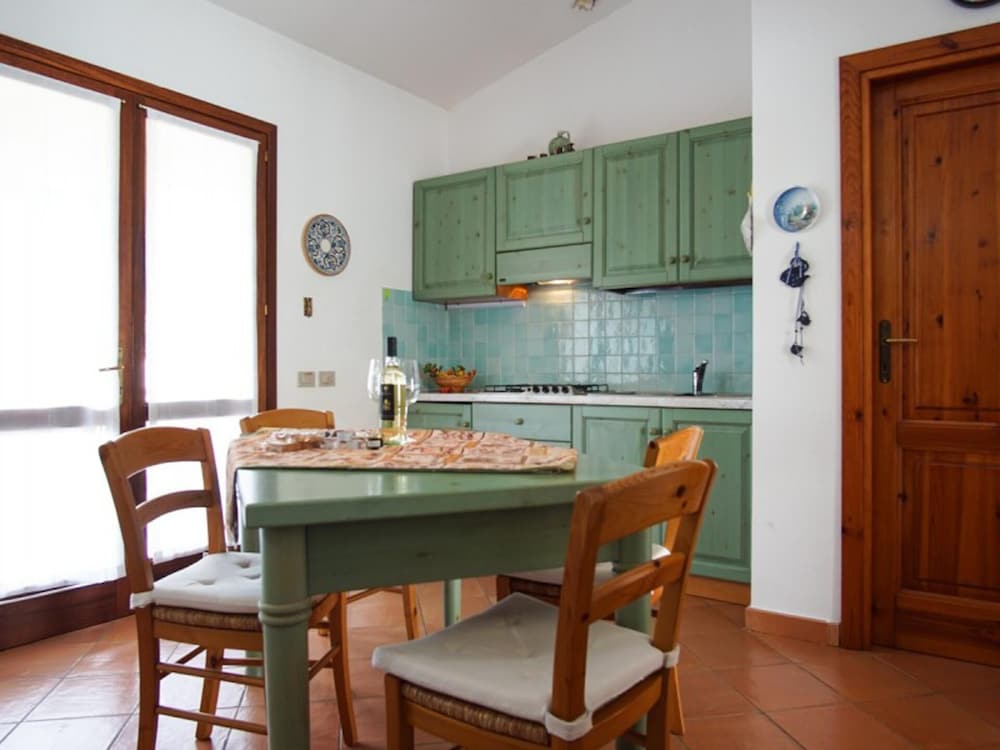 Villa photo 2