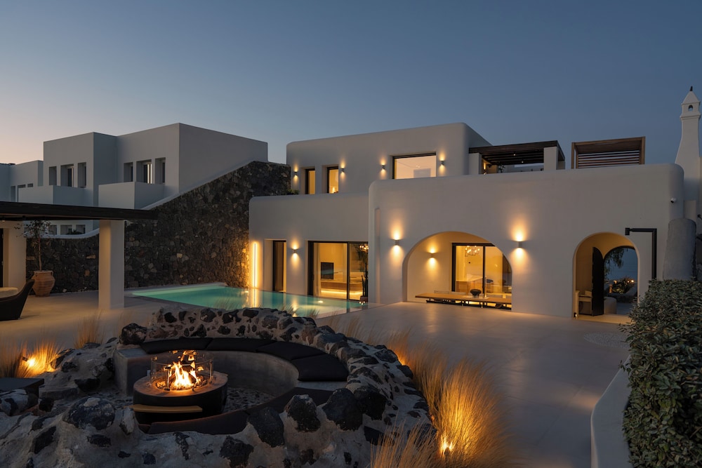 Grand Villa